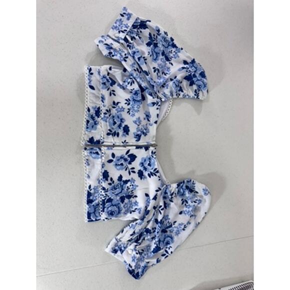 NWT!!"Love By Design"ONLY TOP,Puff Sleeve,Cottage,Floral,Puff Sleeves,Blue Roses - Picture 5 of 8